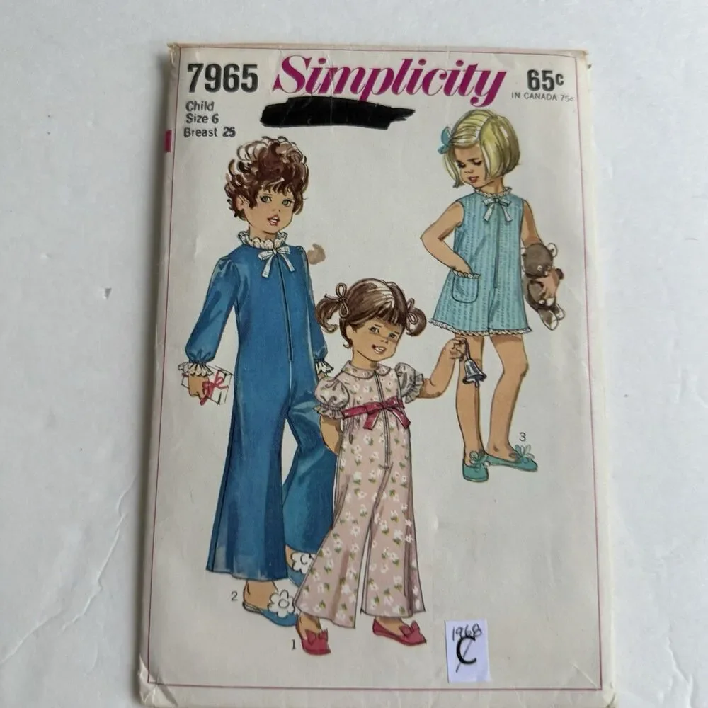 Vtg 60s Sewing Pattern Simplicity 7965 Girls Front-Zip Pajamas or Pantsuit Sz 6